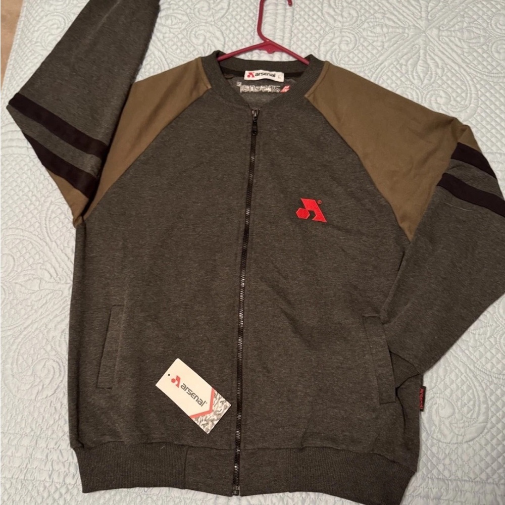 Gray and Tan Zip Up Sweater with Versatile Style